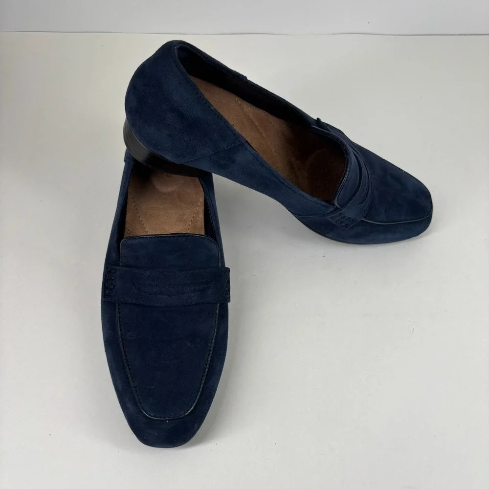 Clarks Keesha Cora Women's US 7.5M Navy Suede Comfort‎ Slip-On Penny Loafers